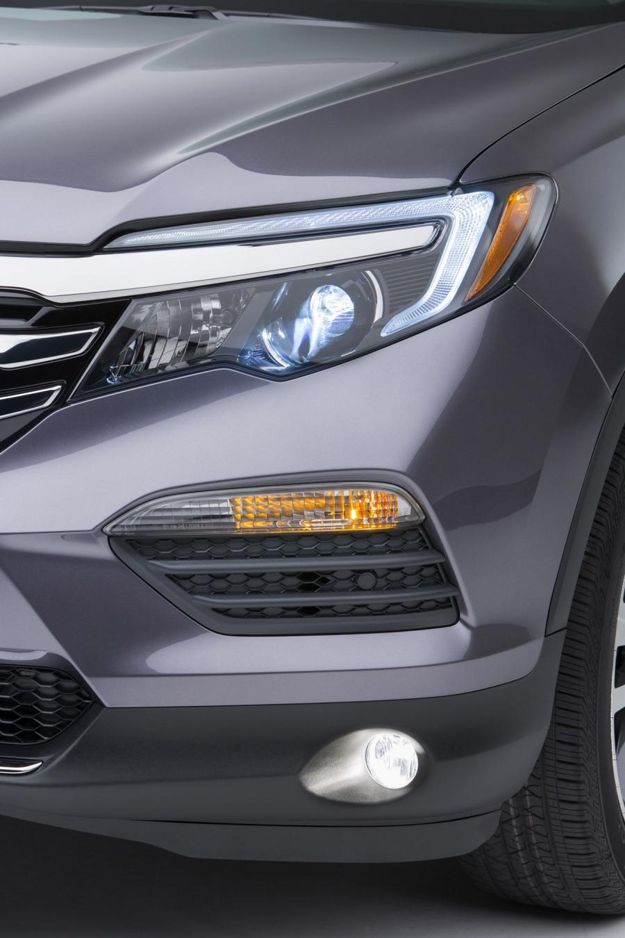 Детали экстерьера Honda Pilot 2015 года  (фото 60 из 107)